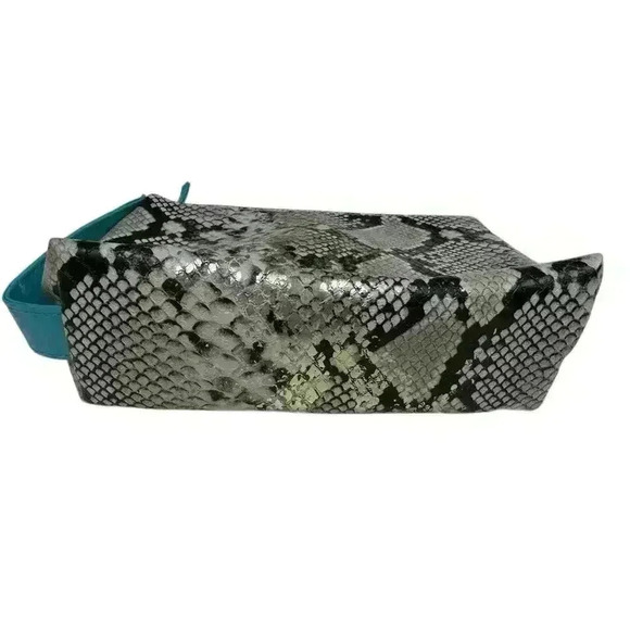 ULTA Faux Snake Skin Cosmetic Bag Zip Closure Side Handle NWOT - Picture 5 of 7